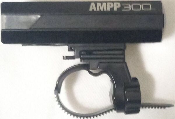 CATEYE(キャットアイ)LEDヘッドライト AMPP300 ロードバイク クロスバイク マウンテンバイク キャットアイ