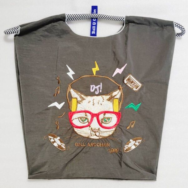 ネコ 刺繍 バッグ М エコバッグ トートバッグ DJ グレー 新品 猫 未使用 お散歩バッグ 鞄 黒 ねこ メガネ 刺繍バッグ
