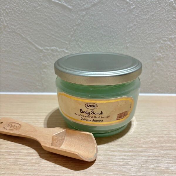 SABON サボン ボディスクラブ デリケートジャスミン 320g