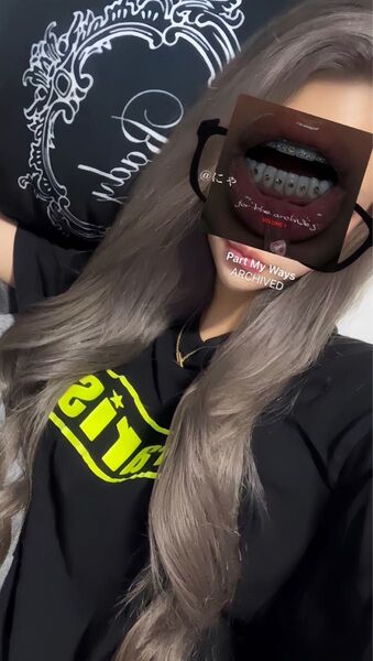 Pariss パリス BoxロゴTシャツ ブラック×蛍光イエロー L
