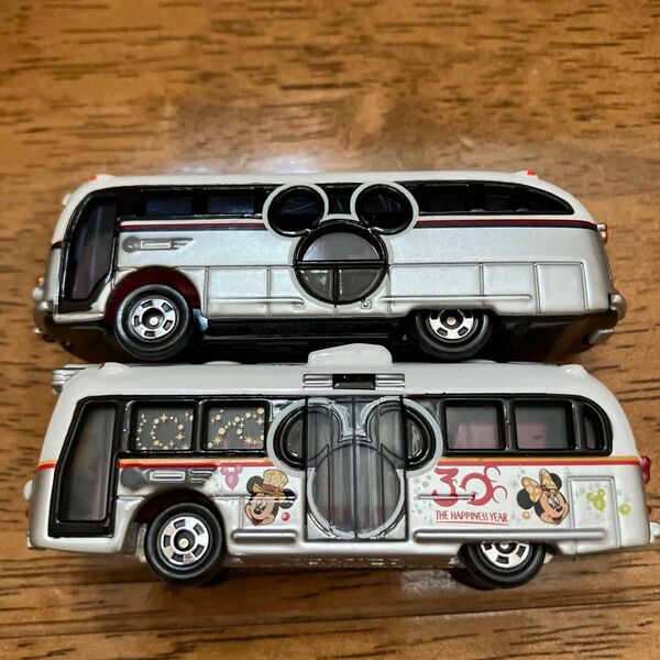 廃盤 未使用! レア トミカ ミニカー ディズニーリゾート 30周年 初期2001年 リゾートクルーザー 2台