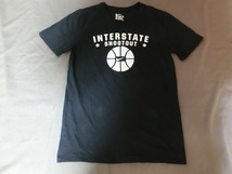 激レア 入手困難 【Nike】社製 ナイキUSA主催 バスケイベント 【2015 Nike Interstate Shootout】ロゴプリント入り TシャツUS S 黒 中古品_画像3