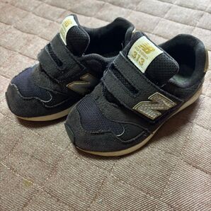 New Balance 313 キッズスニーカー ブラック