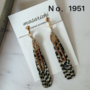 【金属クリップイヤリング】ピアス変更可能 2点目-100円 3点目-150円 4点目以降-200円