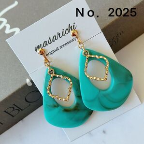 受注生産【金属クリップイヤリング】ピアス変更可能 2点目-100円 3点目-100円 4点目-100円 5点目以降-150円