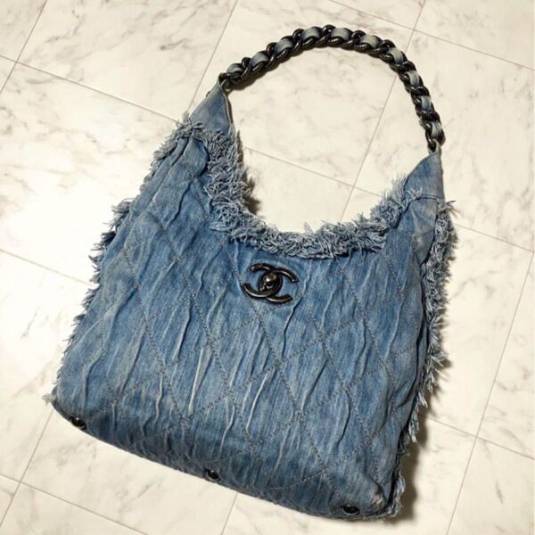 CHANEL デニム キルティングトートバッグ