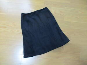 新品■お買い得1700円■シンプル　黒スカート