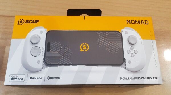 【スマホ】SCUF NOMAD モバイル用無線ゲームコントローラー スマホコントローラー ホワイト