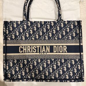 Dior ディオール ブックトート ミディアム