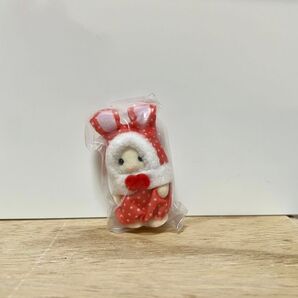 シルバニアファミリー 赤ちゃんカラフルウサギコスチューム ショコラウサギの赤ちゃん