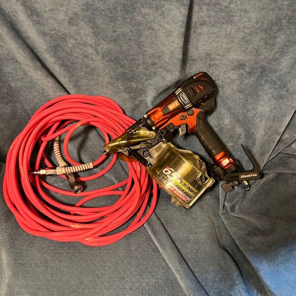 MAX 高圧 65mm 釘打ち機 HN-65N4(D) コイルネイラ マックス エアー工具 コンプレッサー用 おまけのホース付き!