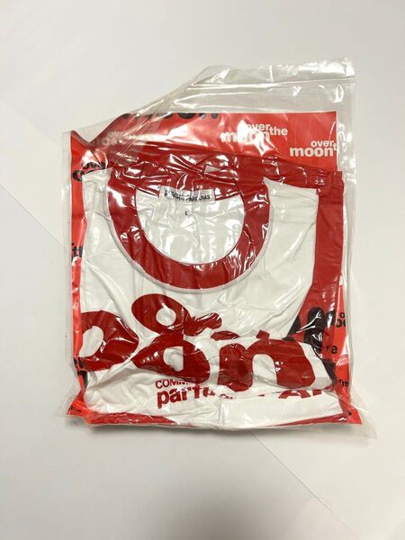 コムデギャルソンパルファム真空パックTシャツSサイズ