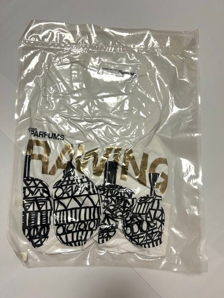 コムデギャルソンパルファム真空パックTシャツSサイズ
