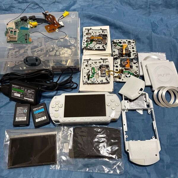 PSP-1000 ソフト+ジャンクパーツ ジャンク扱い