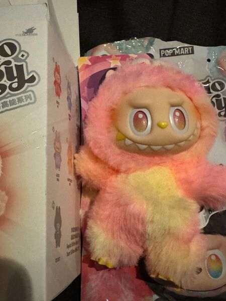 【正規品】POP MART TOI TOI BIGフィギュア 高能族系列 ぬいぐるみ月末月初値下げ!