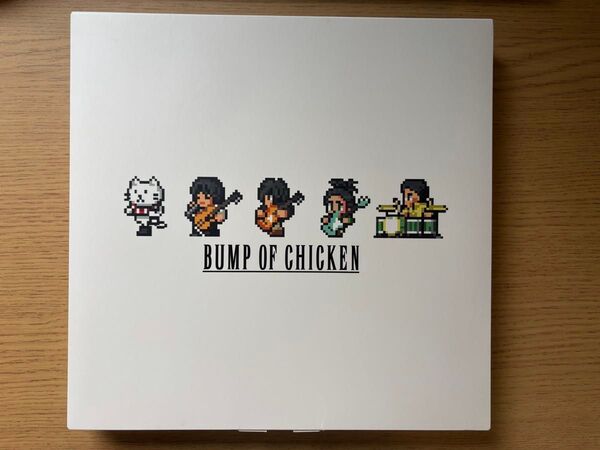 BUMP OF CHICKEN ファイナルファンタジーコラボTシャツ&ピンズ Mサイズ Tシャツ2枚のおまけ付