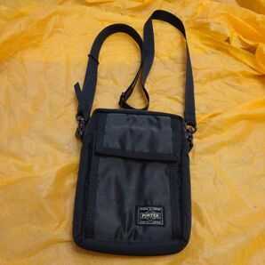 ポーター PORTER 吉田カバン ブラック ショルダーバッグ