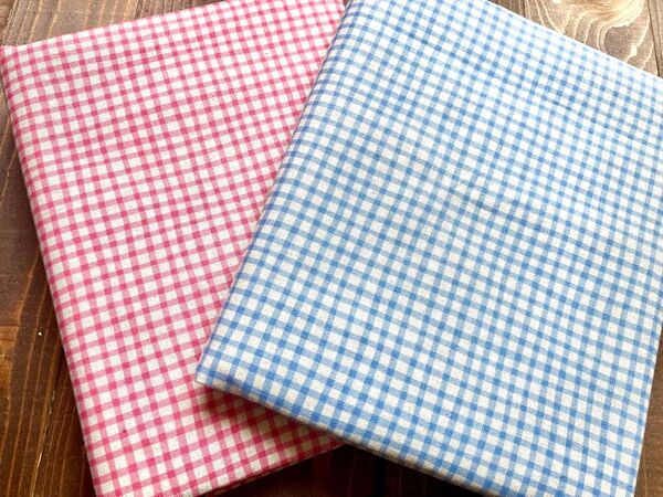 (生地幅×各50cm)接着芯付き手書き風チェック柄生地 ピンク&ブルー2枚セット♪