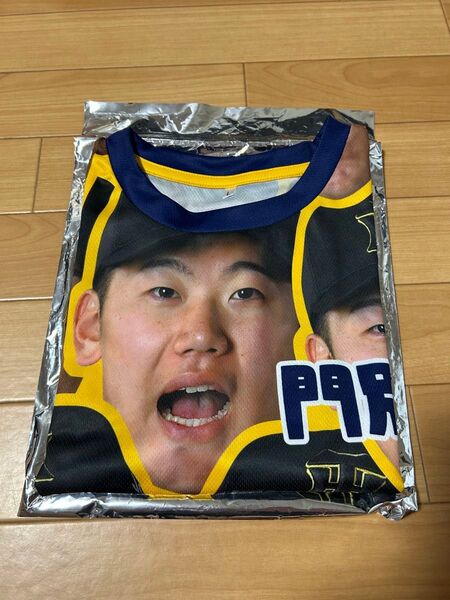 新品 阪神タイガース シークレットTシャツ 門別