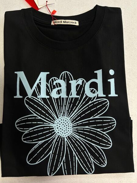 新品ショート丈ブラック×スカイ花柄Tシャツ半袖マルディメクルディMardi原則当日発送