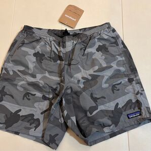 新品 patagonia メンズM バギーズロング 7インチ カモ グレー パタゴニア バギーズショーツ baggies