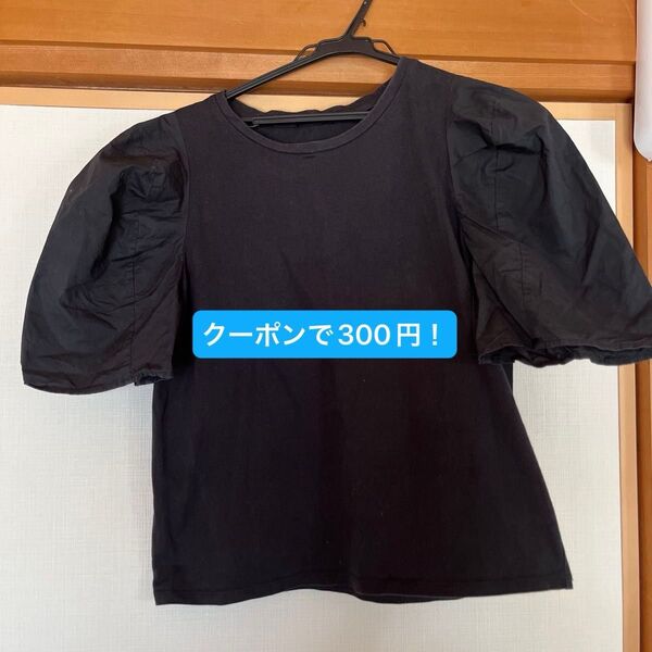 黒 Tシャツ パフスリーブ トップス ローズバッド