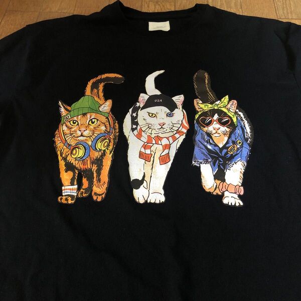 猫イラスト Tシャツ 黒 Lサイズ