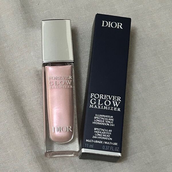 Christian Dior ディオールスキン フォーエヴァー グロウ マキシマイザー #ピンク ハイライター