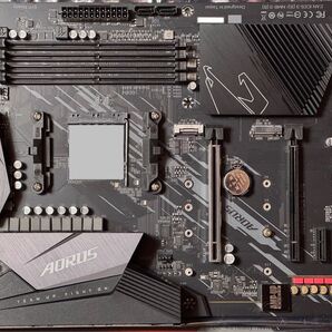 GIGABYTE B550 AORUS ELITE