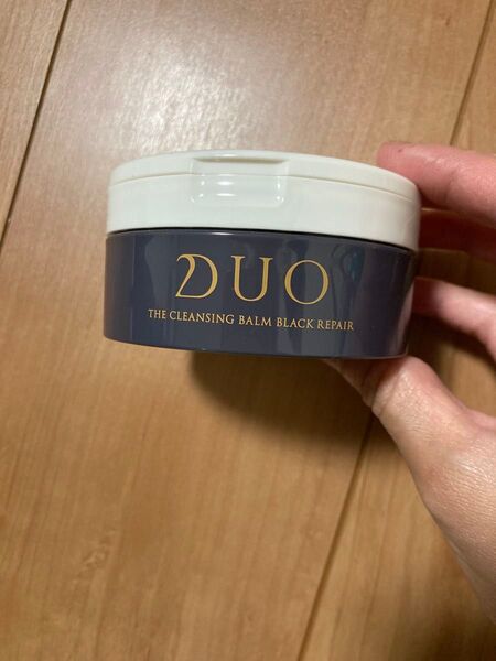 売り切り価格!!DUO ザ クレンジングバーム ブラックリペアEX 66g