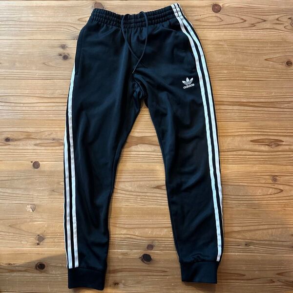 adidas ジャージパンツ 黒 ブラック 目立った傷や汚れなし