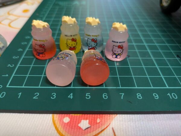 デコパーツ 4個1セット140円 売り切れ