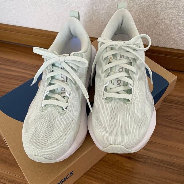アシックスasics ランニングシューズ ノヴァブラスト5 22.5㎝