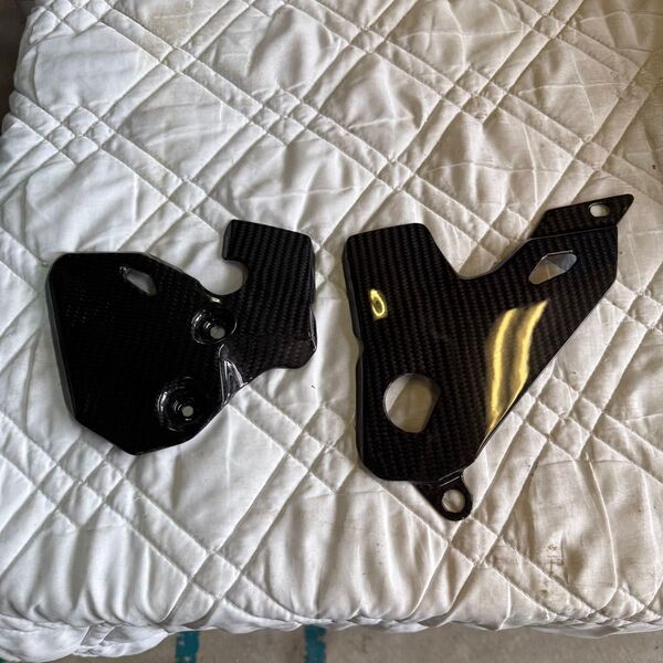 WR250X WR250R フレームガード カーボン z-carbon?