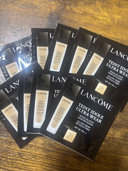 LANCOME タンイドル ウルトラウェアリキッド B-01 サンプル 1ml 9回分 ランコム