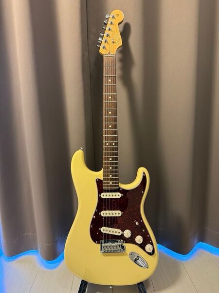 Fender USA American Standard Limited Edition Vintage white