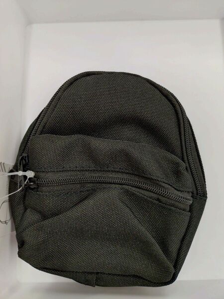 ご使用クーポンご相談ください バッグチャームポーチ ミニリュック 黒 複数購入可