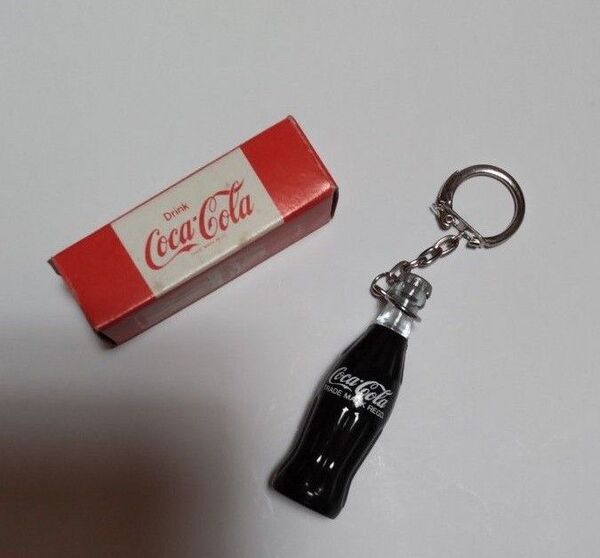 新品コカ・コーラキーホルダー 昭和レトロ