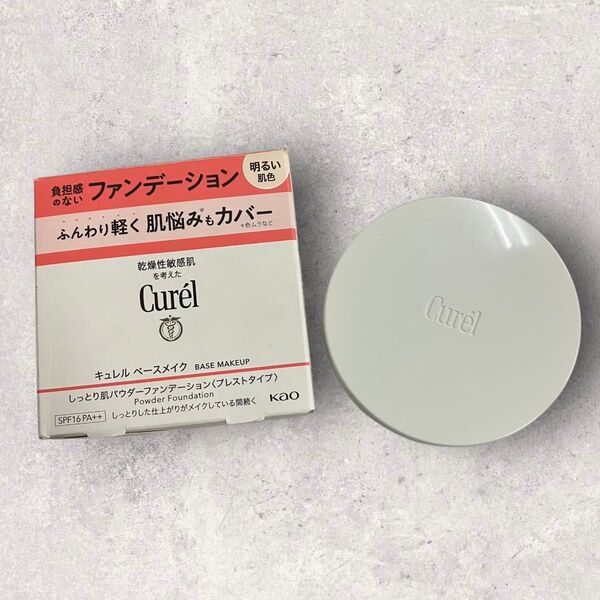 【未使用品】Curel ベースメイク しっとり肌 パウダーファンデーション プレストタイプ 明るい肌色 8g キュレル