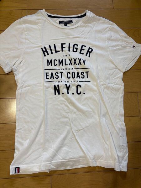 TOMMY HILFIGER 半袖Tシャツ