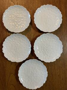 【新品未使用】デッドストック　ヴィンテージ　香蘭社　白磁　花弁模様　フルーツ皿15㎝　　豆皿　　5枚セット