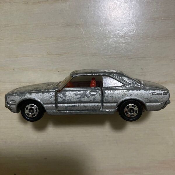 トミカ 黒箱 No89 トヨタ コロナ 2000GT 日本製
