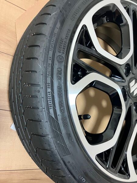 スイフトスポーツzc33s新車外しタイヤホイール1本195/45R17 81W