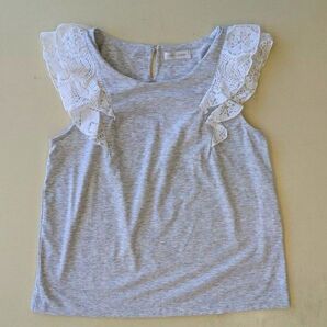 LUI JANNE ノースリーブ カットソー タンクトップ 袖フリル M グレーシャツ レースフリル