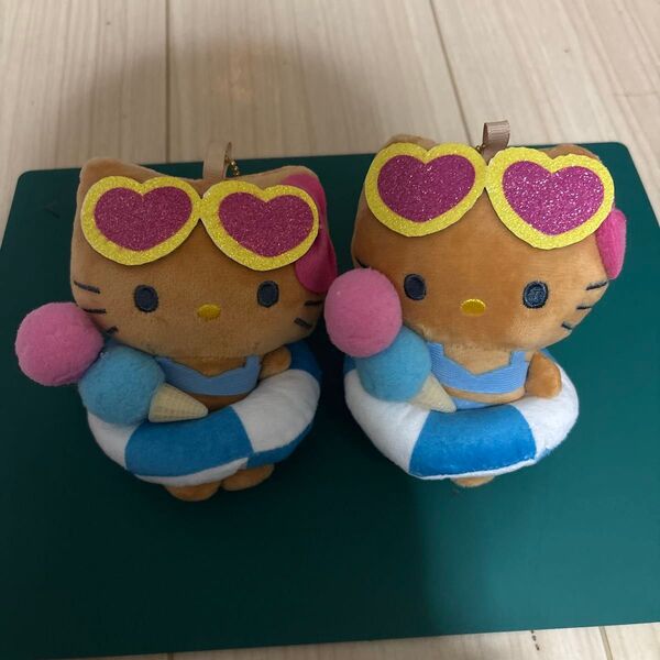 ハローキティ ぬいぐるみ マスコット 2個セット 夏 サングラス 浮き輪 アイス