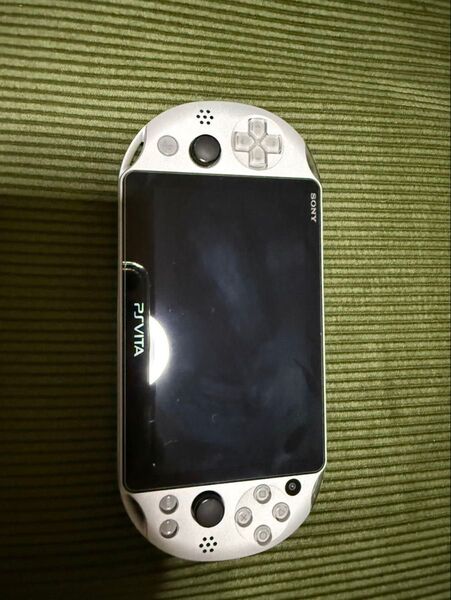 SONY PlayStation Vita PCH-2000za25 シルバー