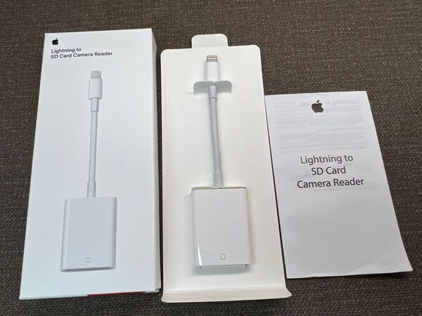 Apple 純正 Lightning SDカードリーダー A1595
