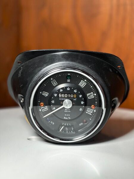 ローバーミニ Smiths 140km/h メーター