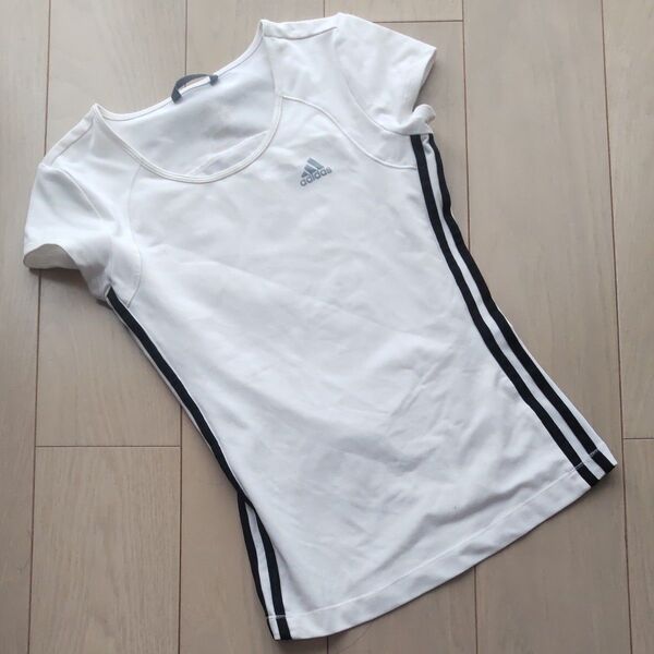 adidas 半袖シャツ 半袖スポーツシャツ