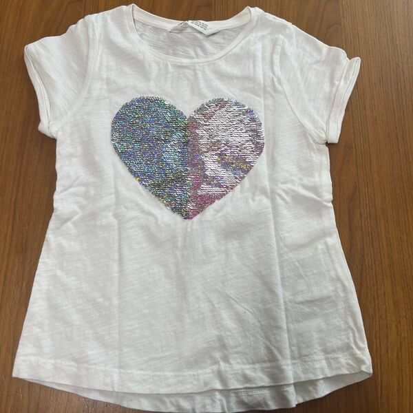 H&M エイチアンドエム Tシャツ 半袖 キッズ 子供服 女の子 キラキラ スパンコール ハート 110